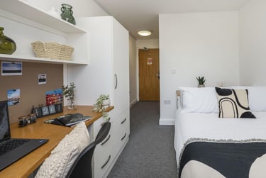 1 bed flat, Blackfriars Road, Green Quarter, Salford, M37FU - Image 3
